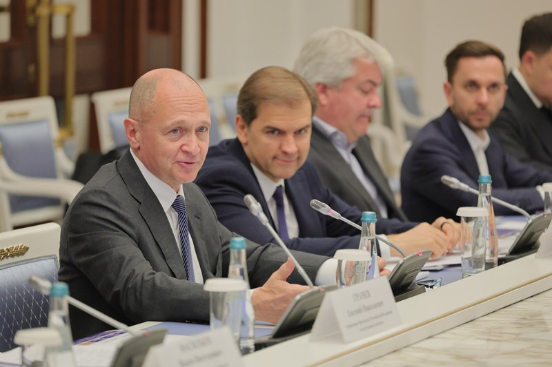 1 С.В.Кириенко